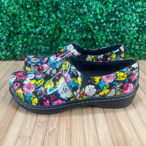 Klogs Slip On Multicolored Flower Nurses Shoes Womens Sz 9M - Picture 1 of 10